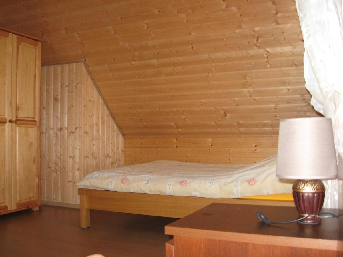Domek Czerwony Kapturek Plocice Exterior foto